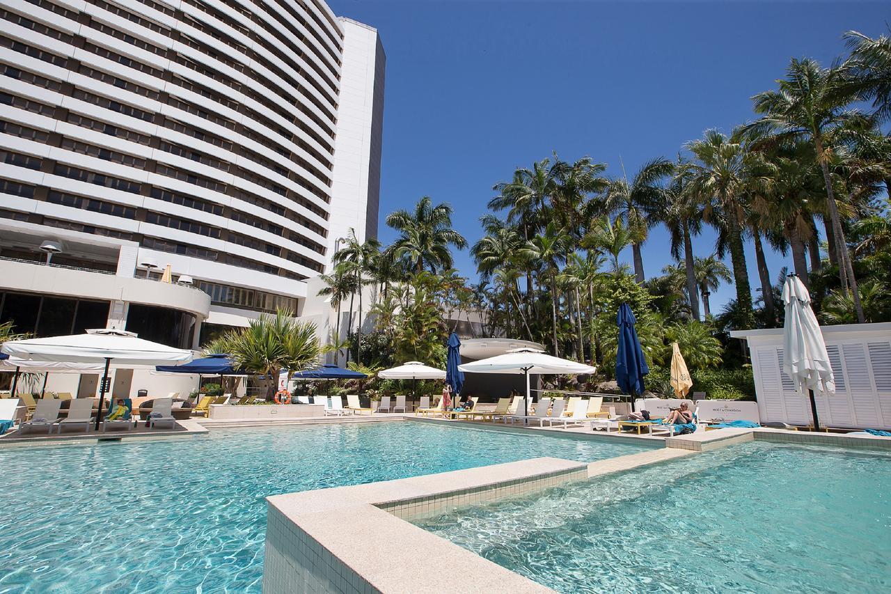 The Star Grand At The Star Gold Coast Ξενοδοχείο Εξωτερικό φωτογραφία Pool at the W Hotel